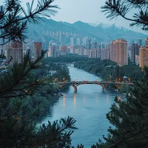 绘旅人美食攻略